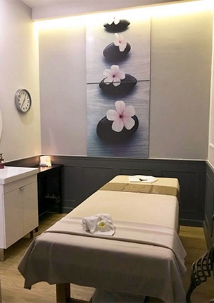Relax Place Health & Massage (Seacon Square Branch)